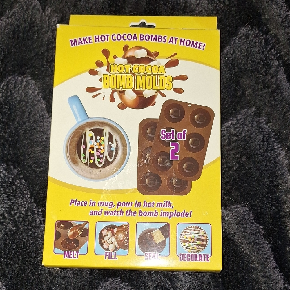 Hot Cocoa Bomb Molds Set - Brown